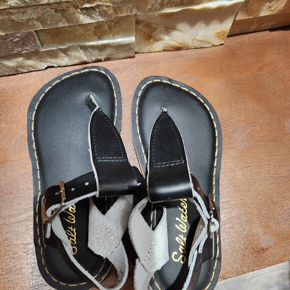 Salt Water T-thong Sandal Black Size 10 - Picture 2 of 5